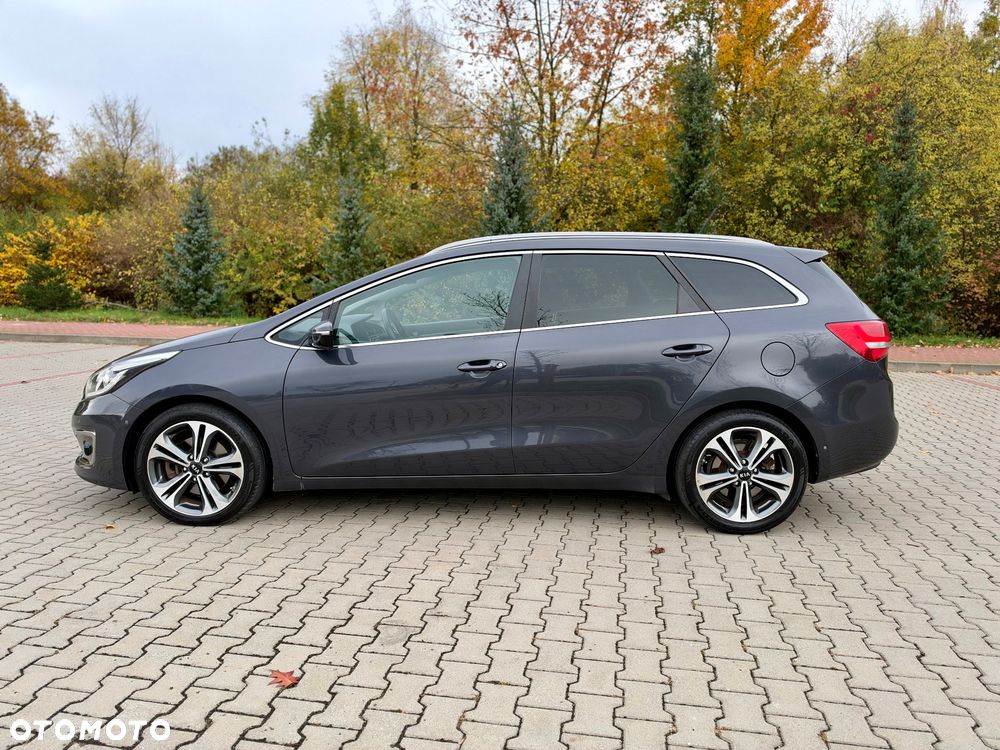 Kia Ceed 1.6 CRDi 136 ISG Platinum Edition - 16