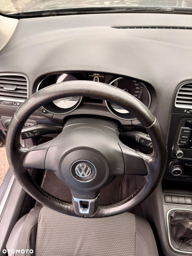 Volkswagen Golf Variant 2.0 TDI DPF Style - 16