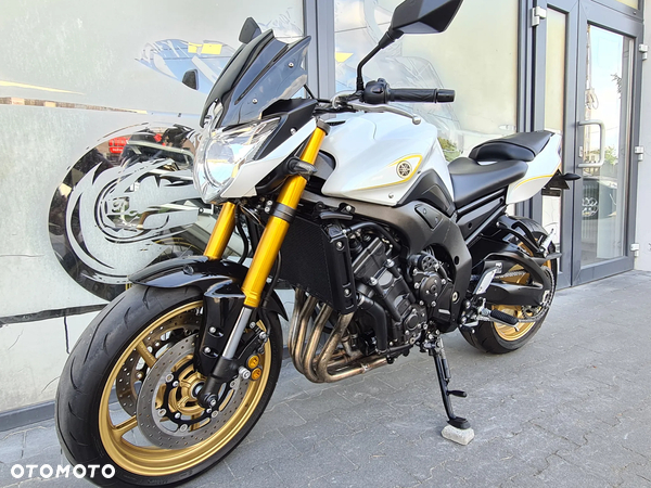 Yamaha FZ8
