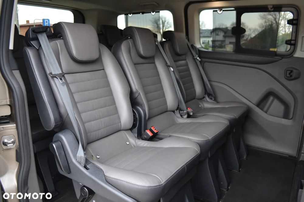 Ford Tourneo Custom 2.0 TDCi L1 Titanium SelectShift - 27