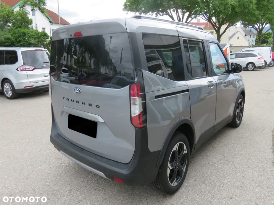Ford Tourneo Courier - 8