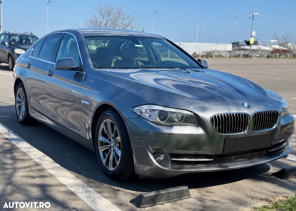 BMW Seria 5 520d xDrive - 2