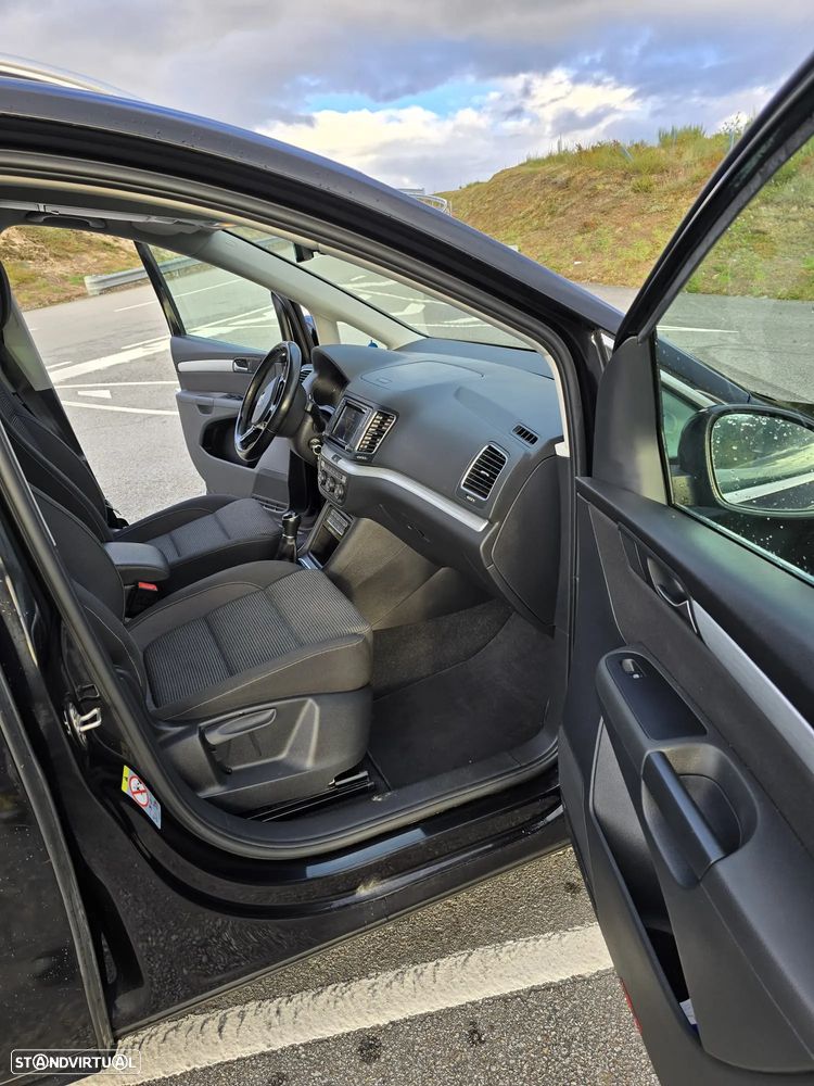 VW Sharan 2.0 TDI Blue Confortline - 11