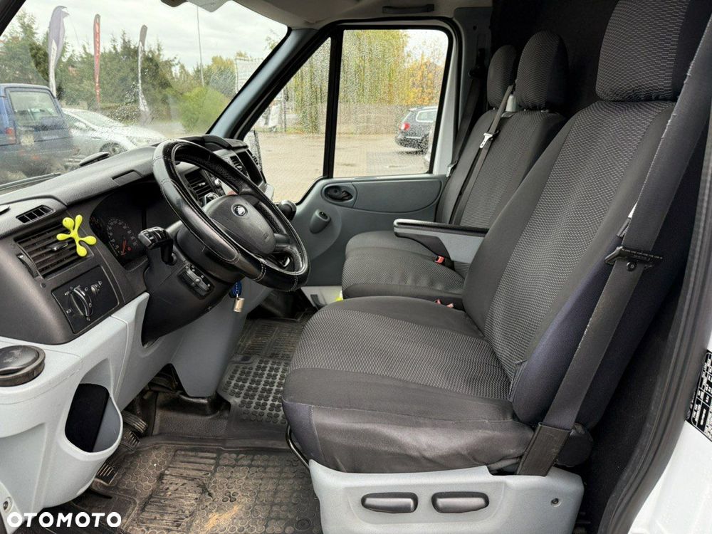 Ford Transit - 14