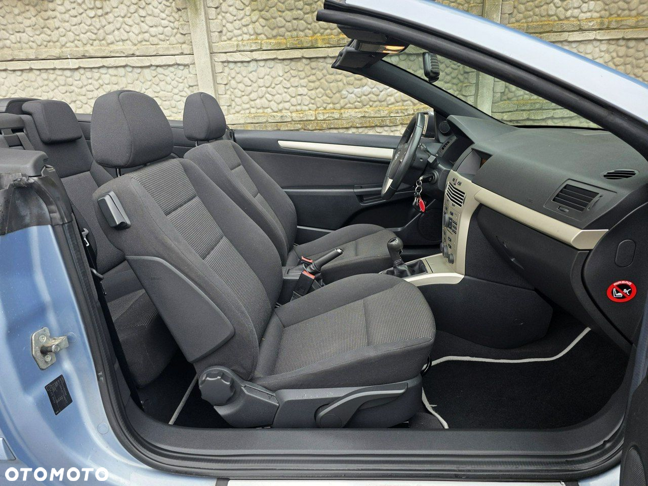 Opel Astra TwinTop 1.6 Enjoy - 17