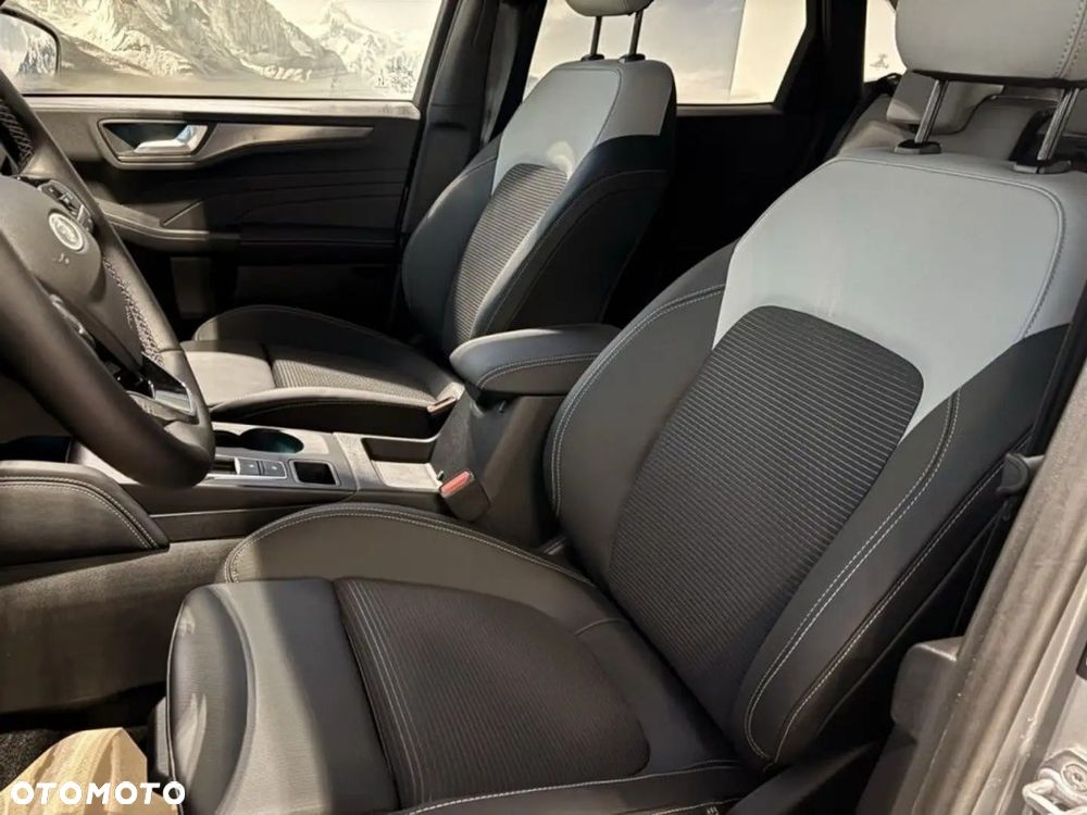Ford Kuga 2.5 FHEV FWD Sound Edition eCVT - 11