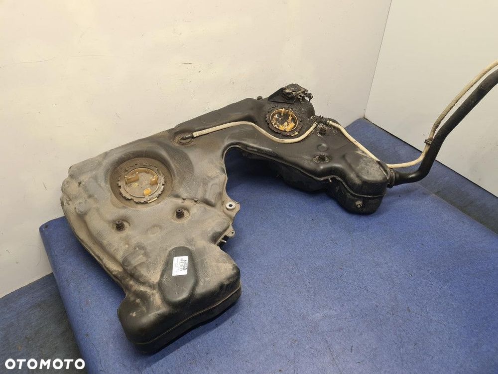 VOLKSWAGEN PASSAT B8 2.0 TDI 4X4 ZBIORNIK PALIWA 3Q020103 CUAA - 5
