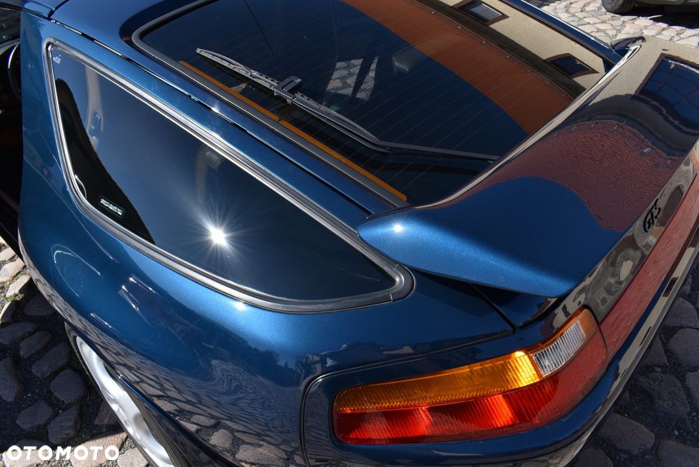Porsche 928 - 8