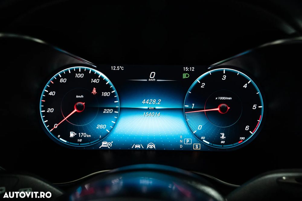 Mercedes-Benz GLC 220 d 4Matic 9G-TRONIC AMG Line - 25