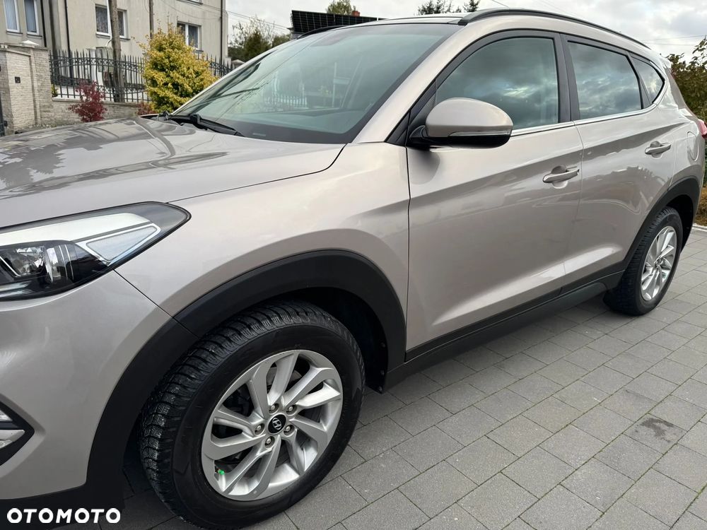 Hyundai Tucson blue 1.7 CRDi 2WD Trend - 38