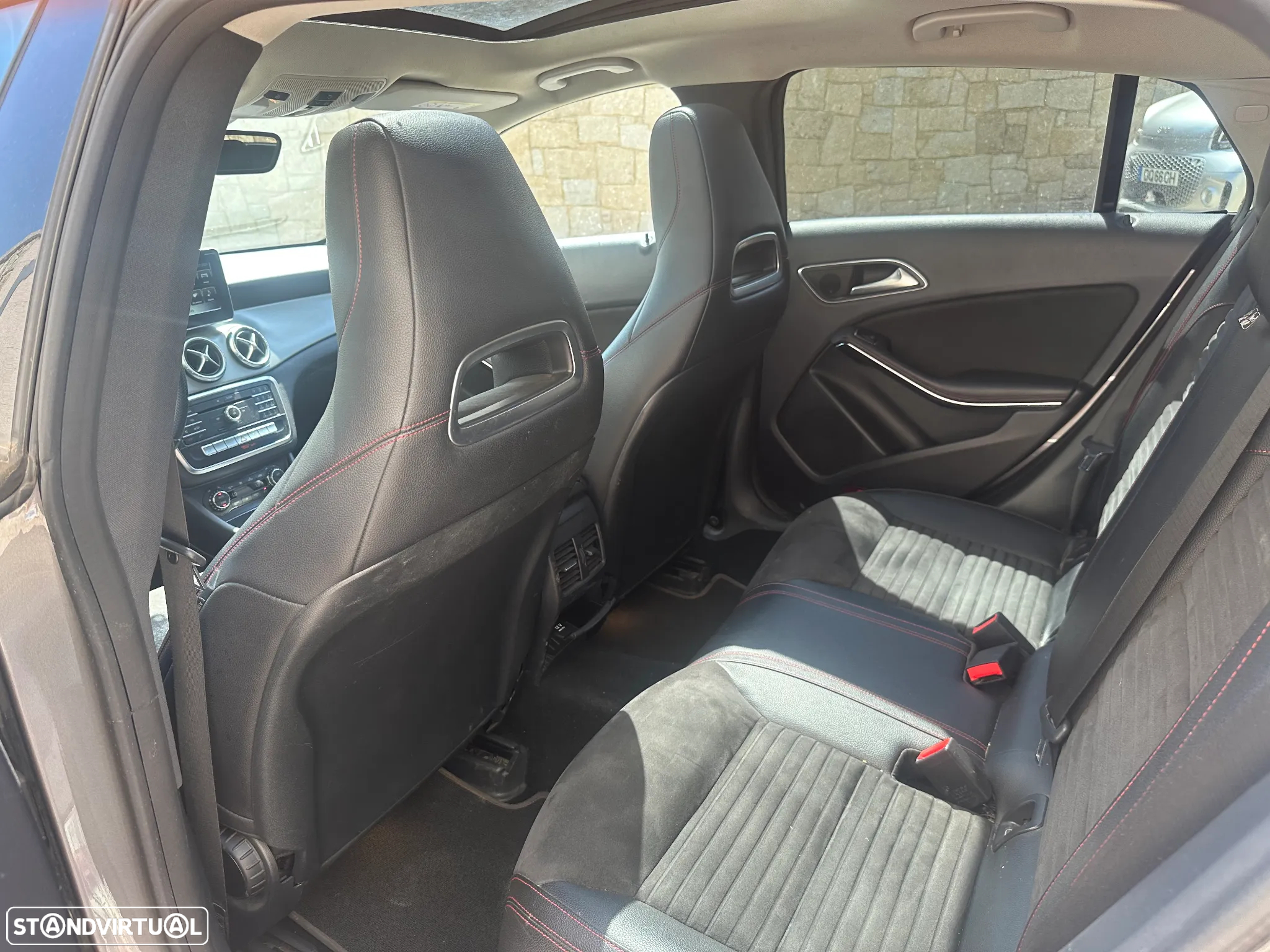 Mercedes-Benz CLA 180 d Shooting Brake AMG Line Aut. - 18