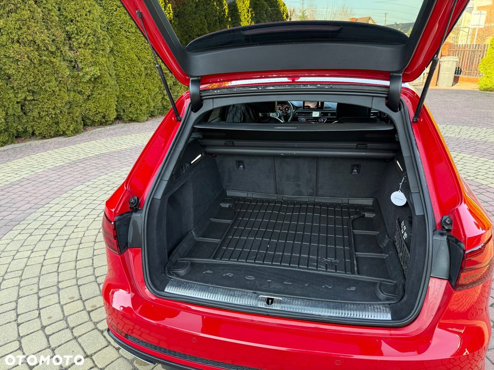 Audi A4 Avant 45 TDI quattro tiptronic S line - 39