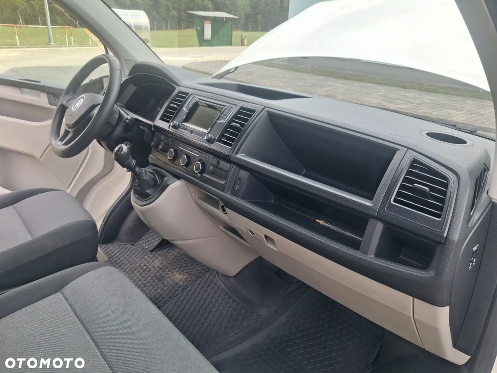 Volkswagen Transporter T6 - 26