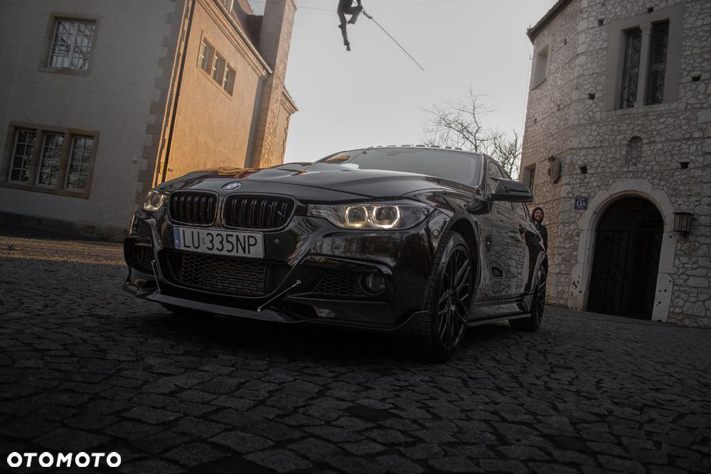 BMW Seria 3 335i xDrive Edition Sport - 3