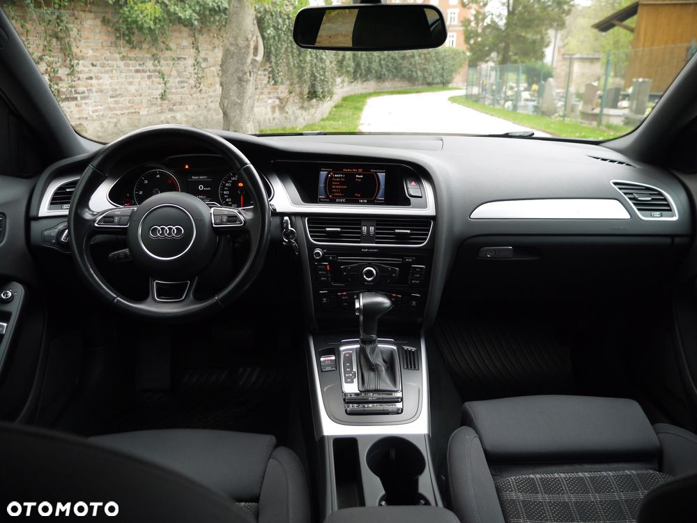 Audi A4 Avant 2.0 TDI DPF quattro S tronic Ambiente - 19