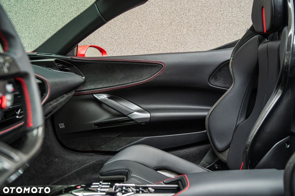 Ferrari SF90 Spider - 15