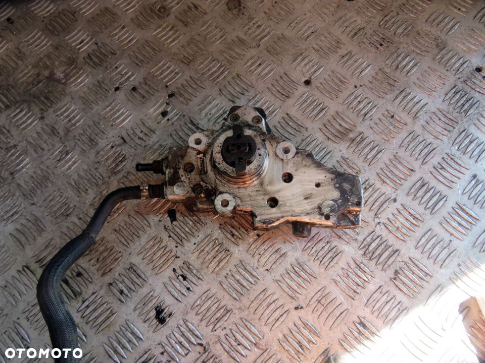 POMPA WTRYSKOWA E-KLASA W211 2.2 2.7 CDI A6460700101 0986437306 MERCEDES 2002-2006 - 2