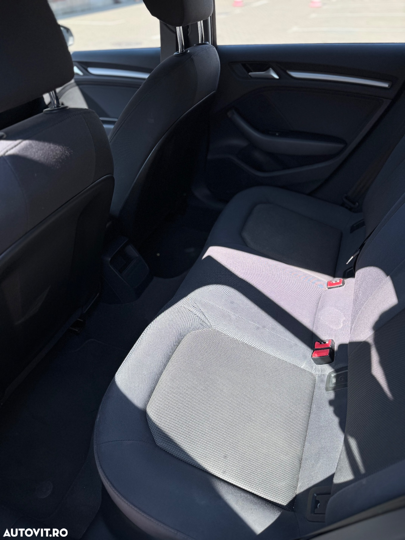 Audi A3 1.6 TDI S tronic Sport - 10