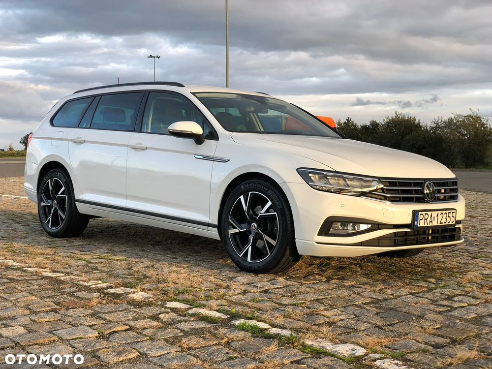Volkswagen Passat 2.0 TDI EVO Business DSG - 1