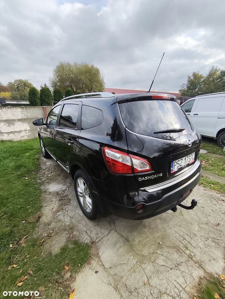 Nissan Qashqai+2