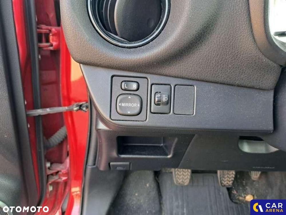 Toyota Yaris - 22