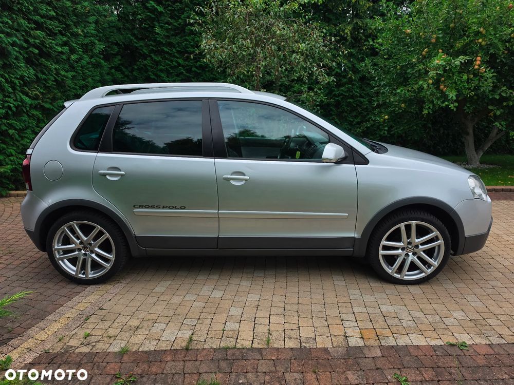 Volkswagen Polo - 6