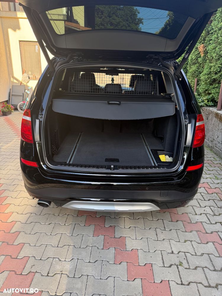 BMW X3 xDrive20d AT xLine - 9