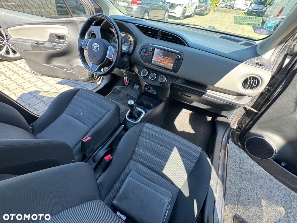 Toyota Yaris - 5