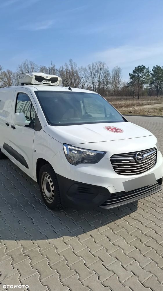 Opel COMBO - 1