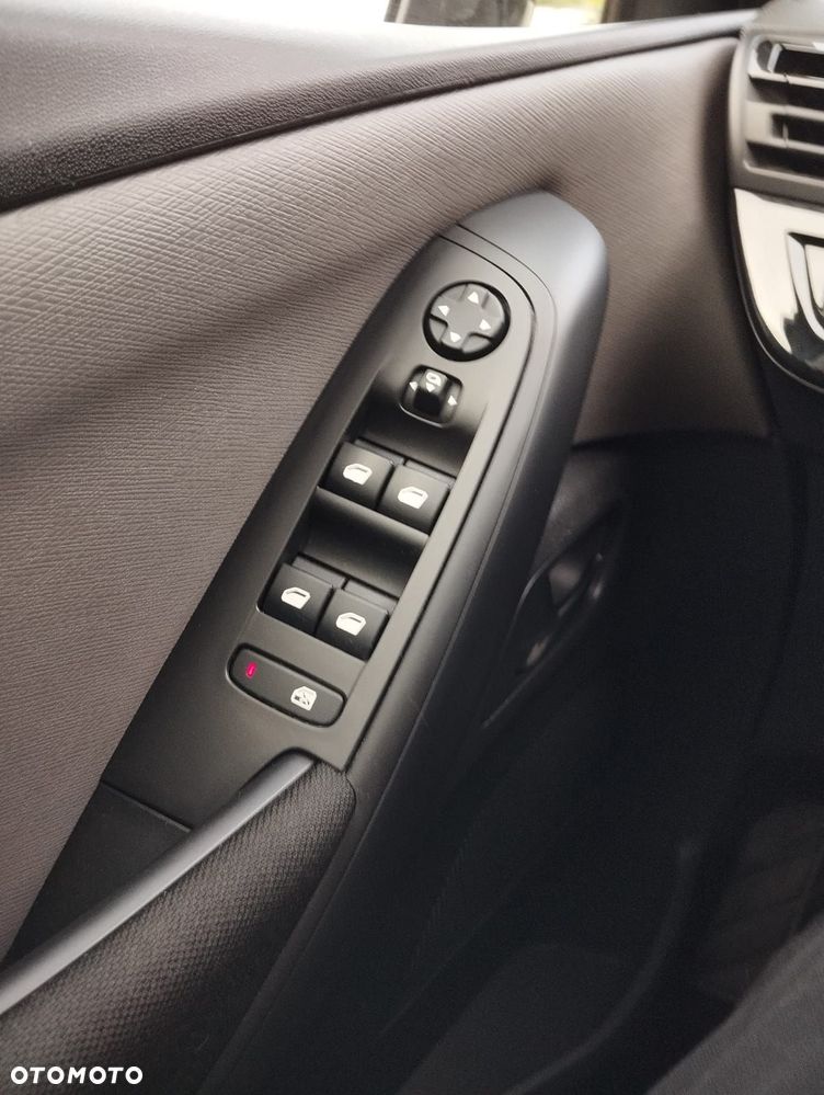 Citroën C4 SpaceTourer Grand PureTech 130 Stop&Start EAT8 C-SERIES - 16