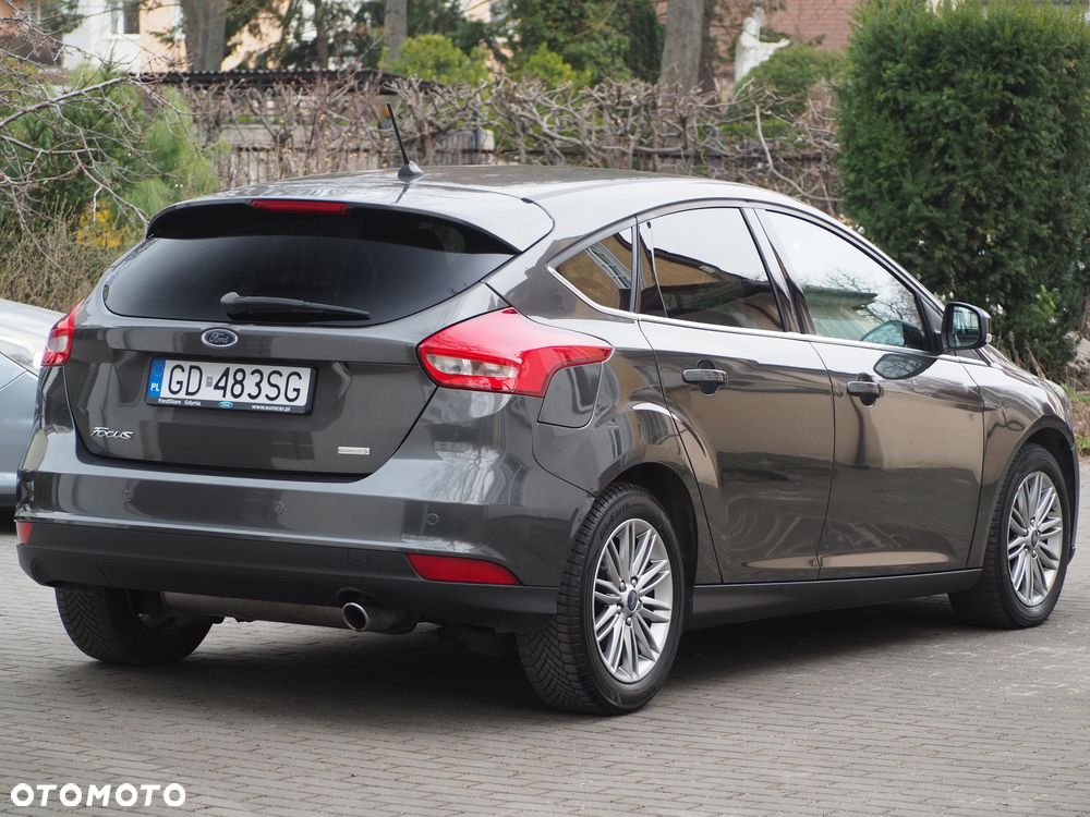 Ford Focus - 12
