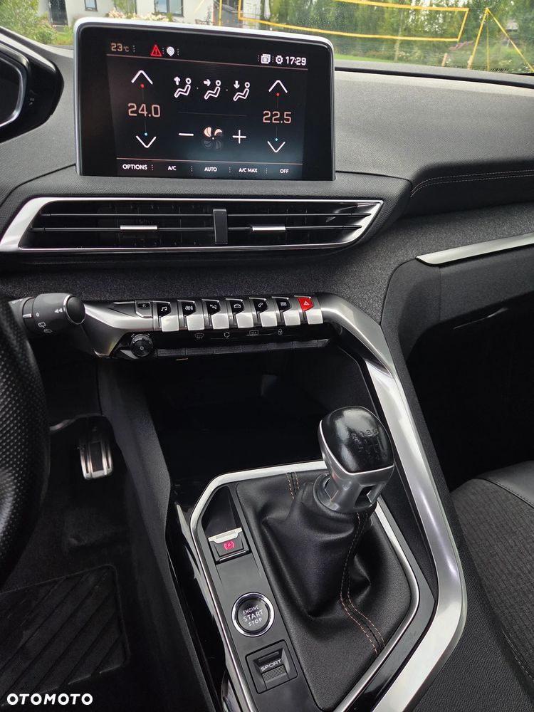 Peugeot 3008 1.2 PureTech GT S&S - 16