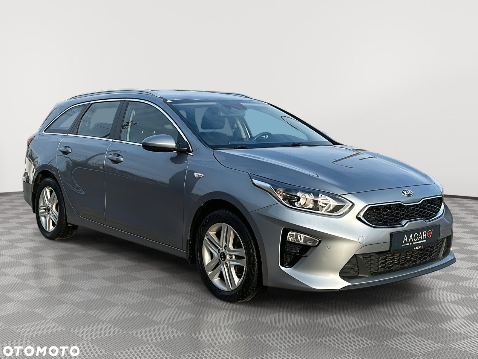 Kia Ceed - 5