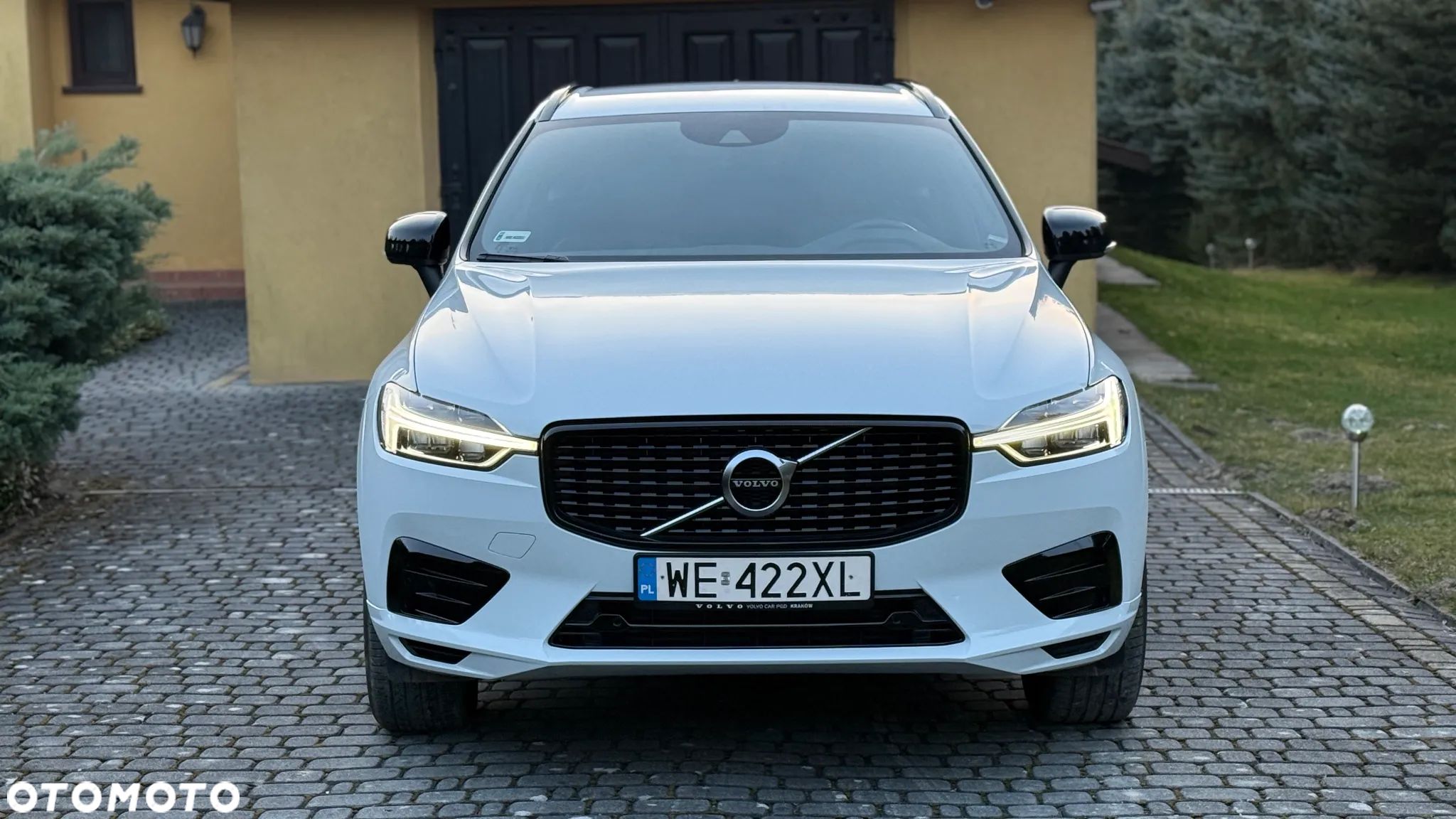 Volvo XC 60 T4 R-Design - 1