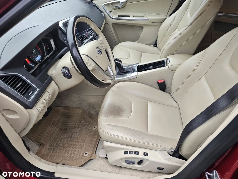 Volvo XC 60 D4 AWD Summum - 21