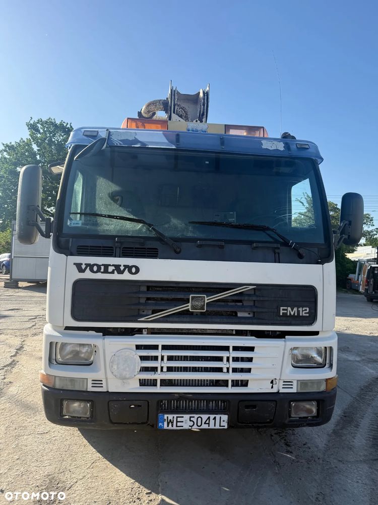 Volvo FM12 380 kM , Putzmaister M36 - 8