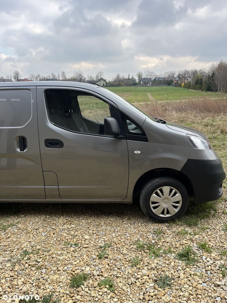 Nissan NV200 - 8