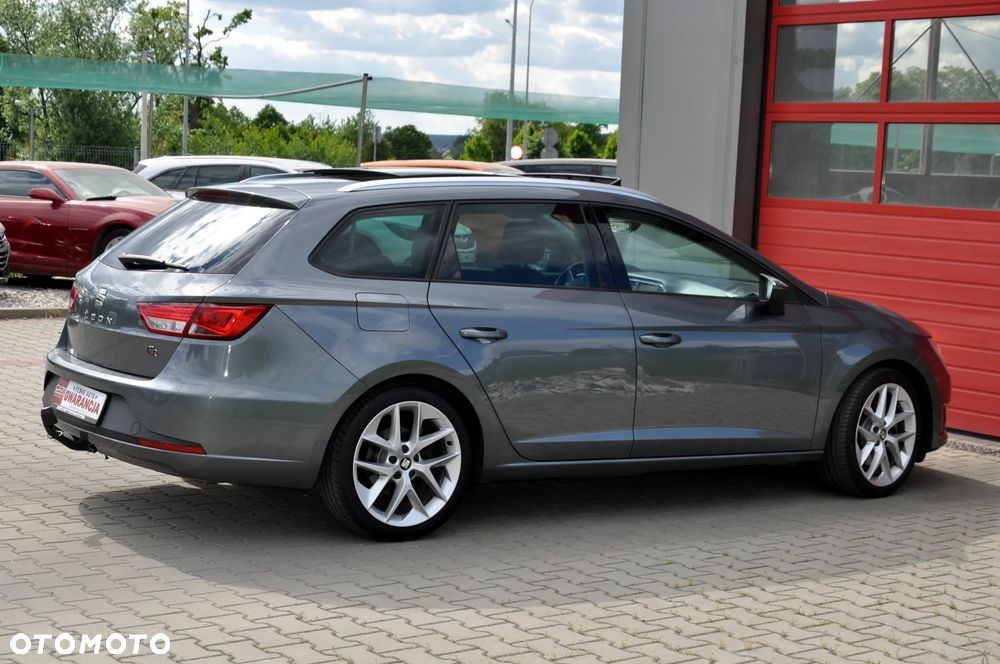 Seat Leon Sportstourer 2.0 TDI DPF DSG FR - 16