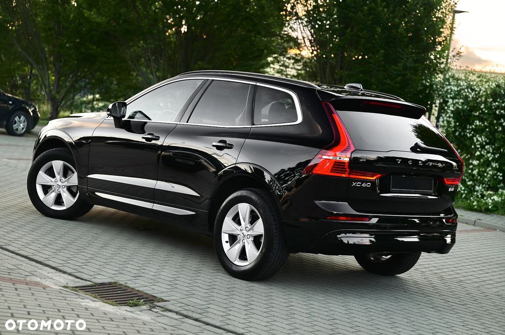 Volvo XC 60 B4 D AWD Momentum Pro - 18