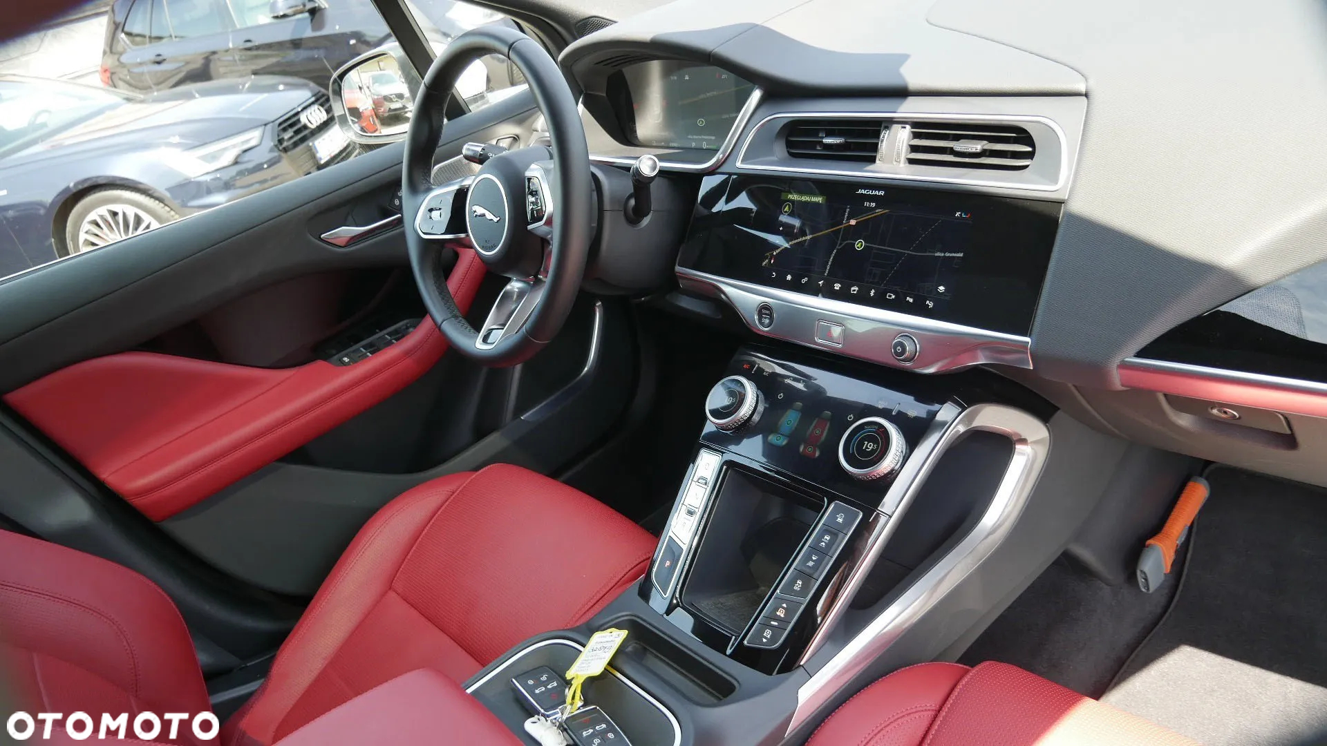 Jaguar I-Pace EV400 AWD HSE - 19