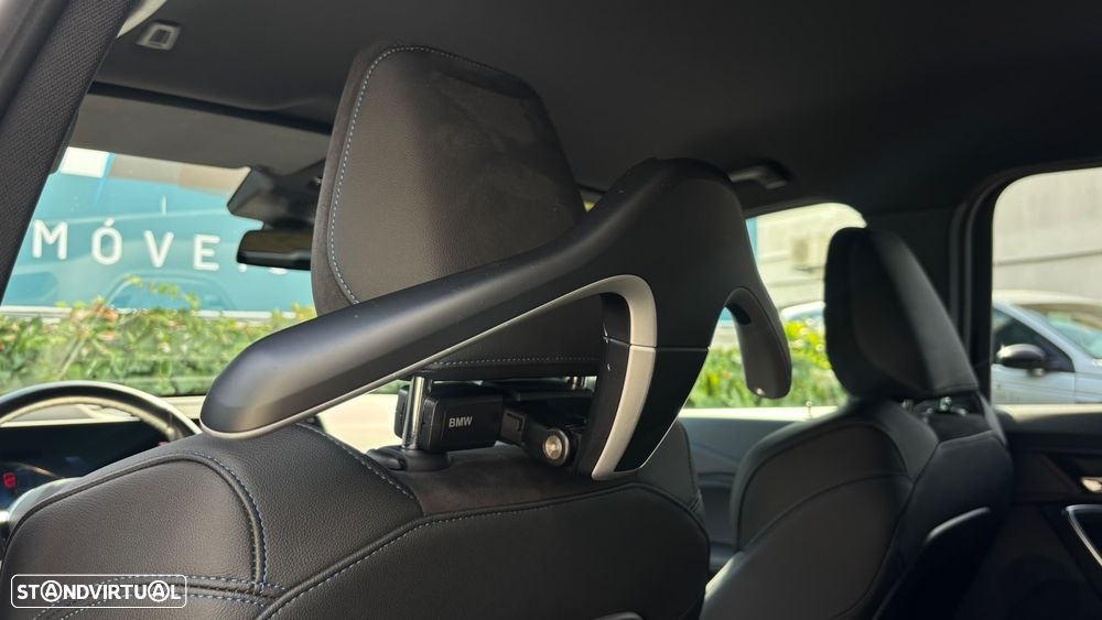 BMW iX1 xDrive30 M Sport Pack - 30
