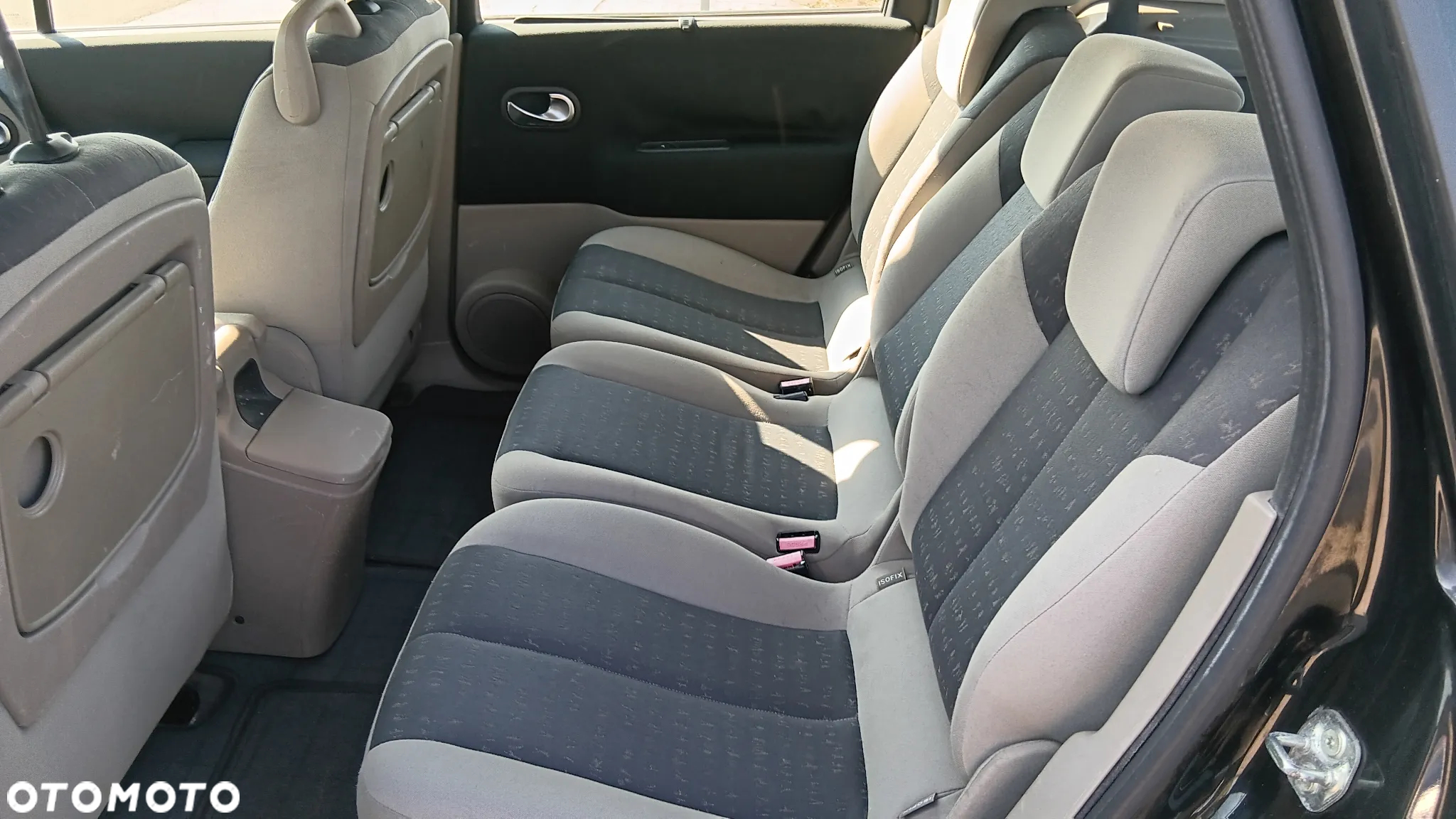 Renault Scenic 1.6 16V Authentique - 3