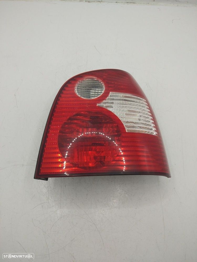 Farolim Stop Dto Volkswagen Polo (9N_) - 1