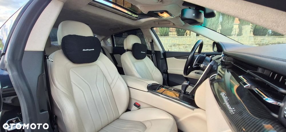 Maserati Quattroporte - 25