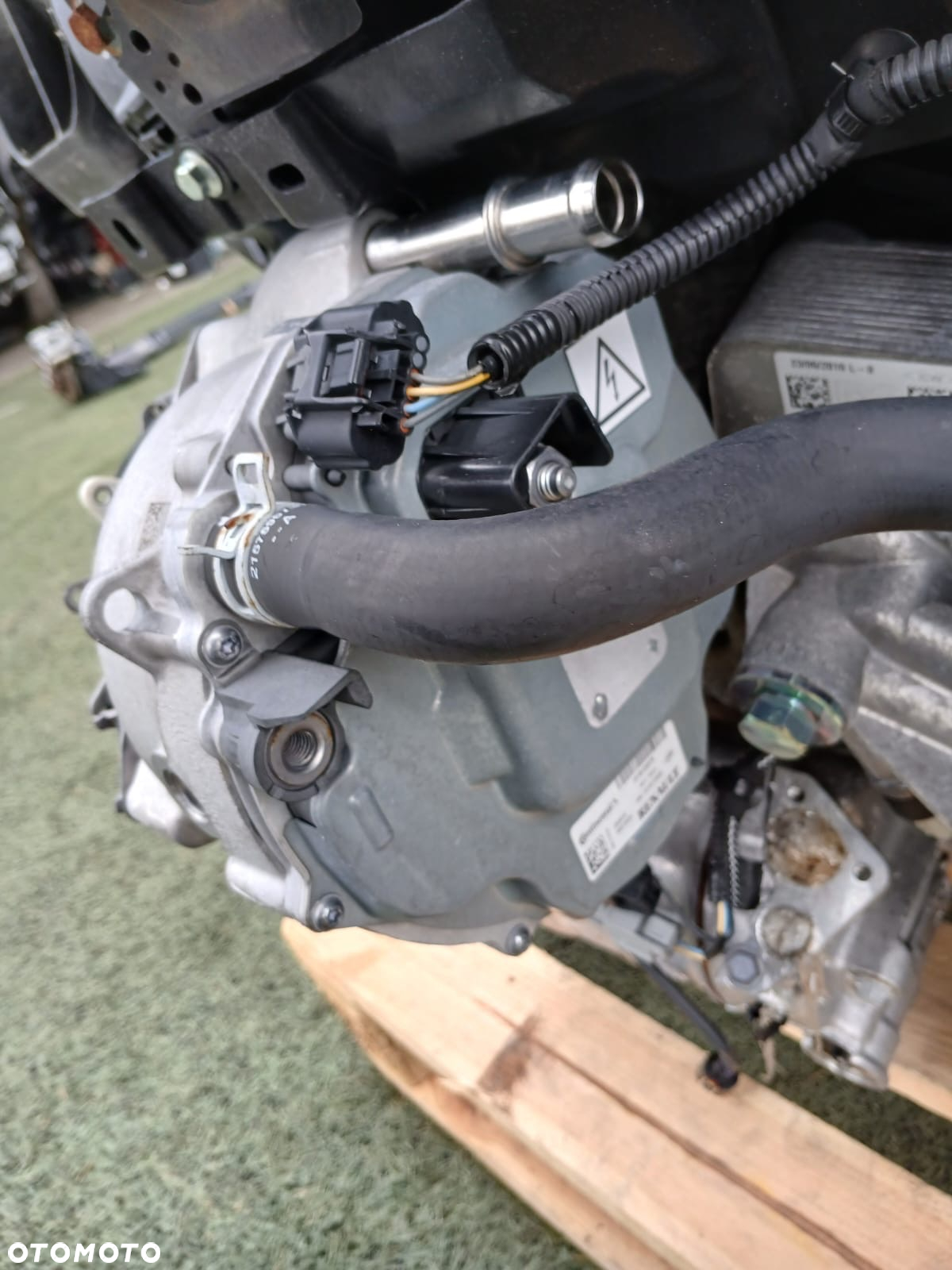 ALTERNATOR SCENIC IV 4 1.5 DCI HYBRID 231B13297R - 2