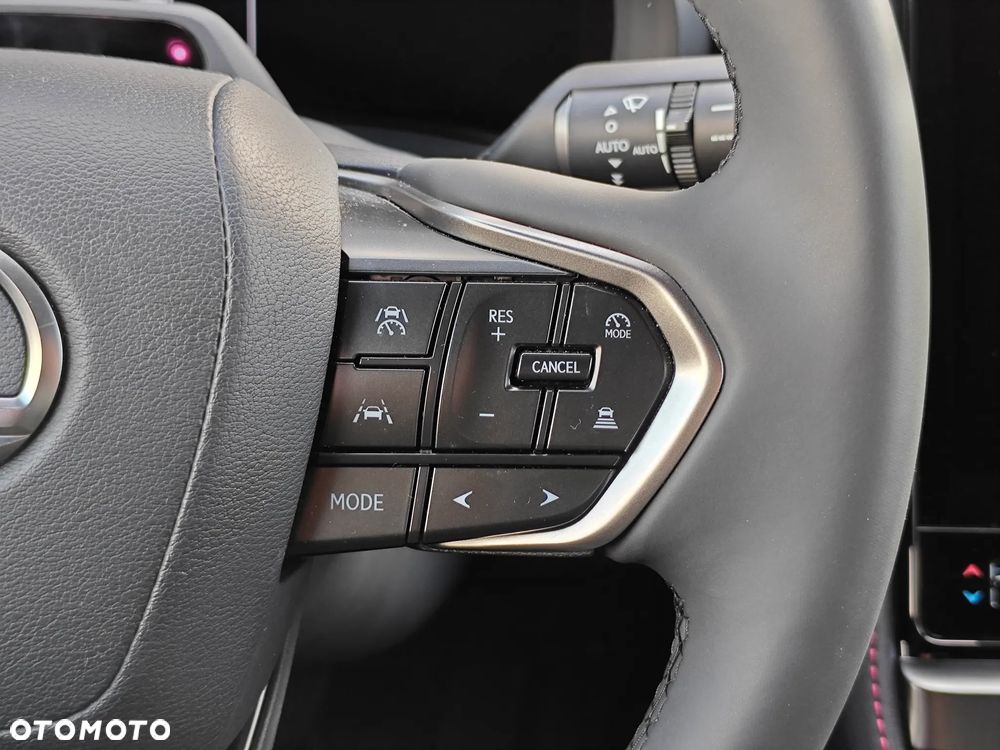 Lexus LBX 1.5 Hybrid Emotion - 18