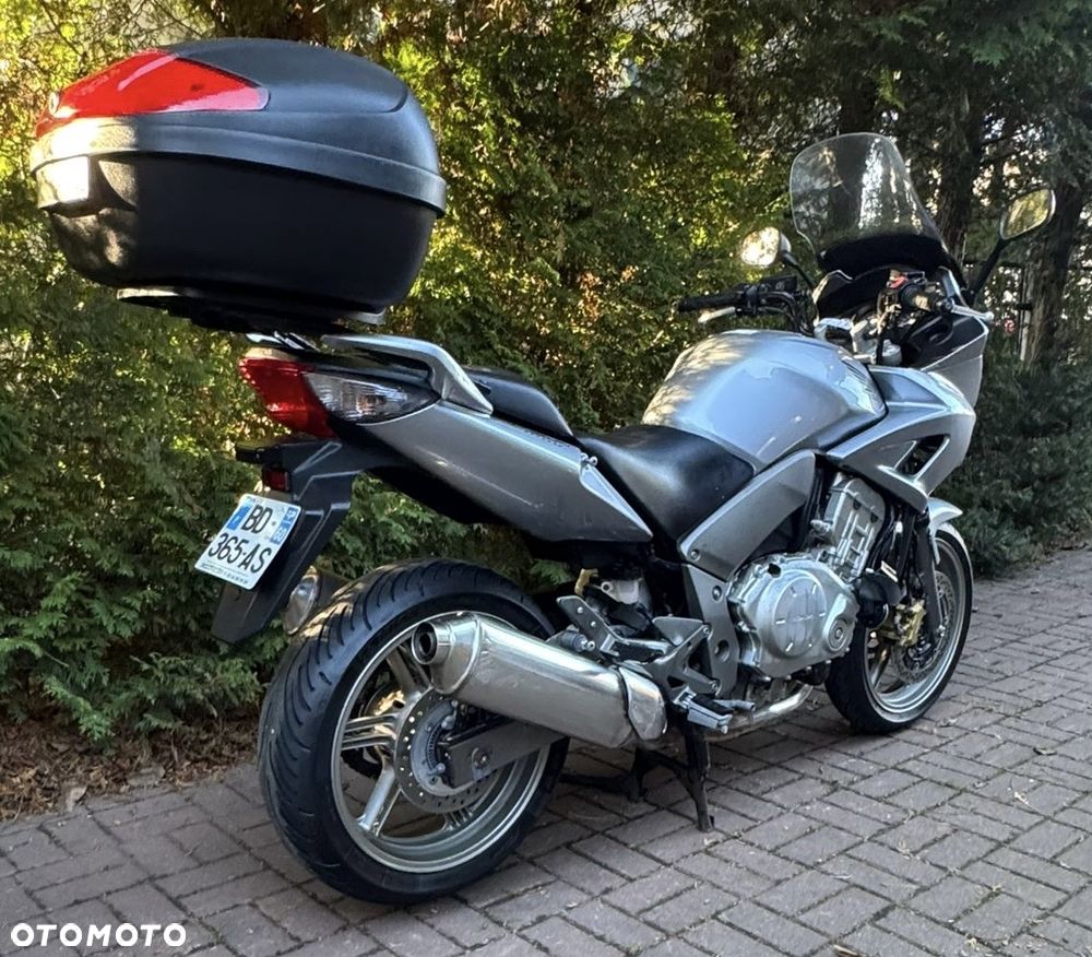 Honda CBF - 3