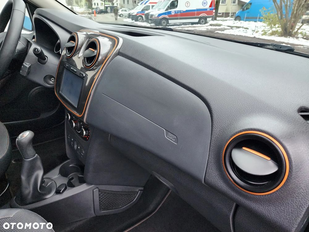 Dacia Sandero Stepway 0.9 TCe Ambiance S&S EU6 - 30