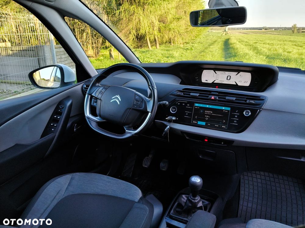 Citroën C4 Picasso - 32