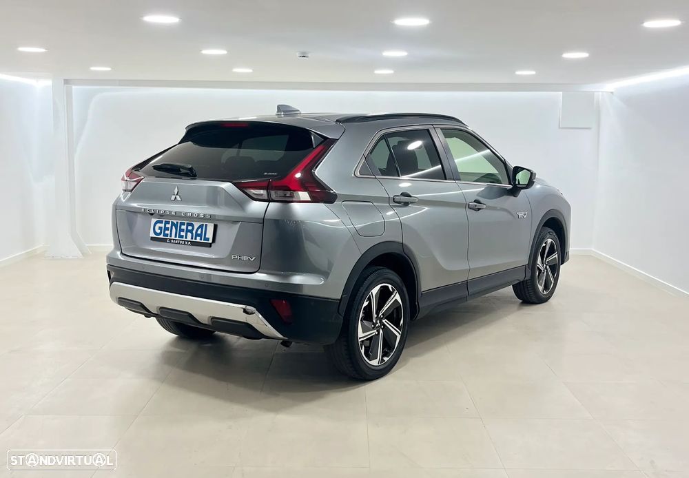 Mitsubishi Eclipse Cross 2.4 PHEV eMotion - 3